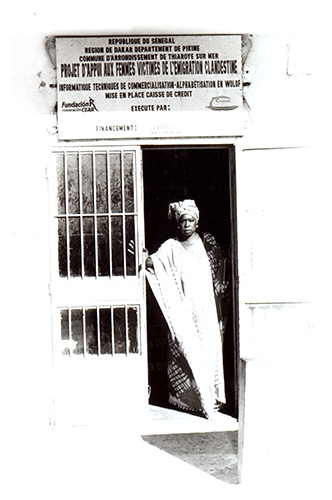 Agir ensemble - Yayi Bayam Diouf, a créé le collectif des femmes en lutte contre l'émigration clandestine (COFLEC) en 2006. 